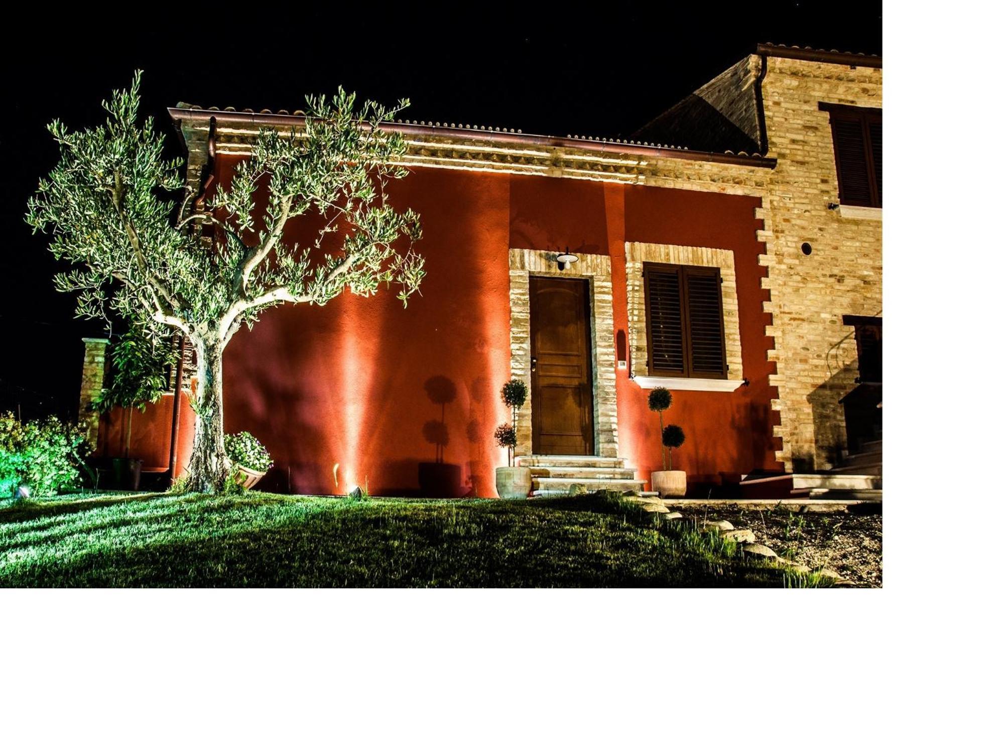 Dimora Rosso Piceno Bed & Breakfast Offida Exterior photo