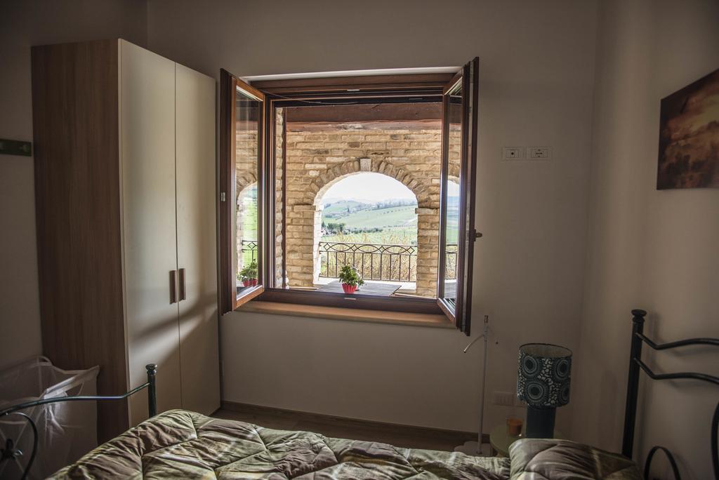 Dimora Rosso Piceno Bed & Breakfast Offida Room photo