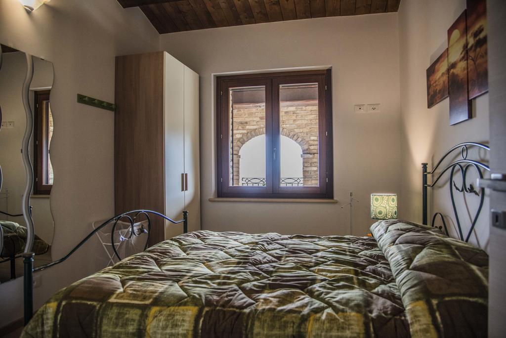 Dimora Rosso Piceno Bed & Breakfast Offida Room photo